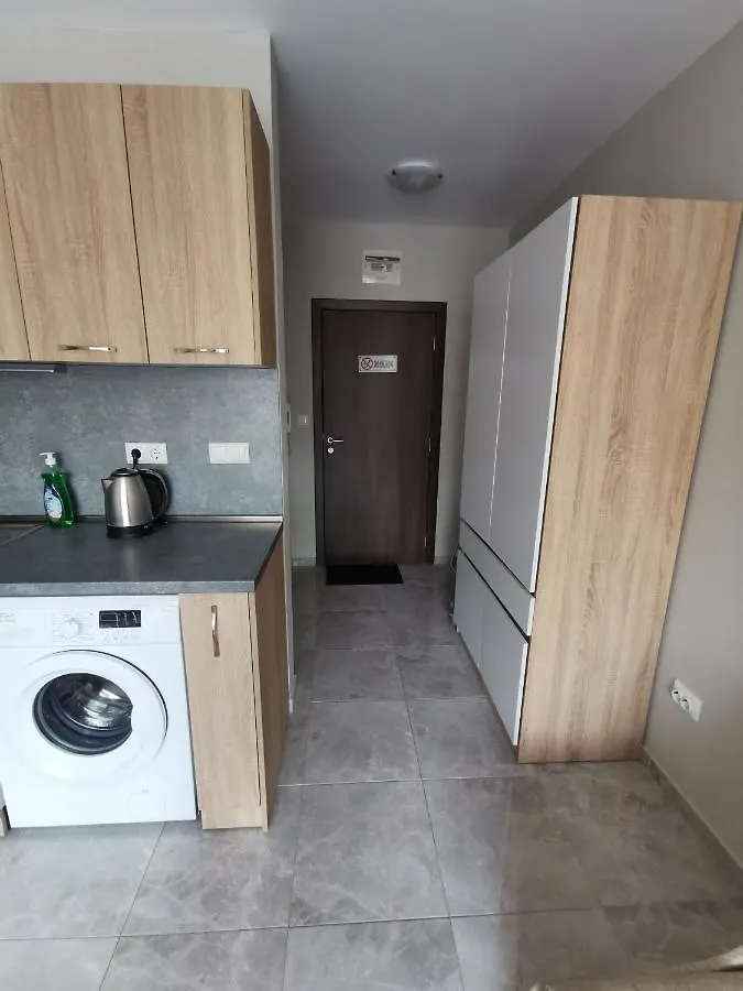 Admiral Plaza Sunrise Apartments C13 Солнечный берег