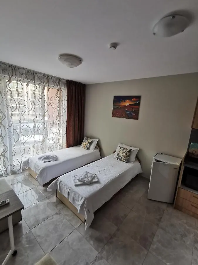 Admiral Plaza Sunrise Apartments C13 Солнечный берег